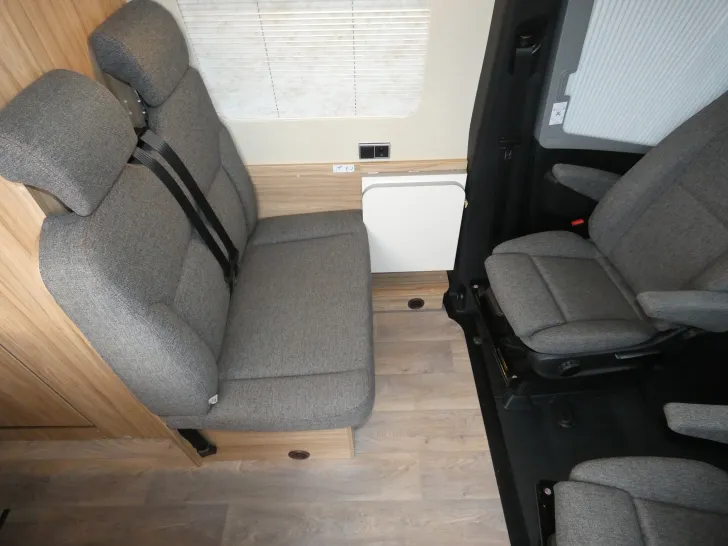 Fahrzeugbild Hymer Camper Van Grand Canyon S CrossOver - SoPreis wegen Hageldellen #16