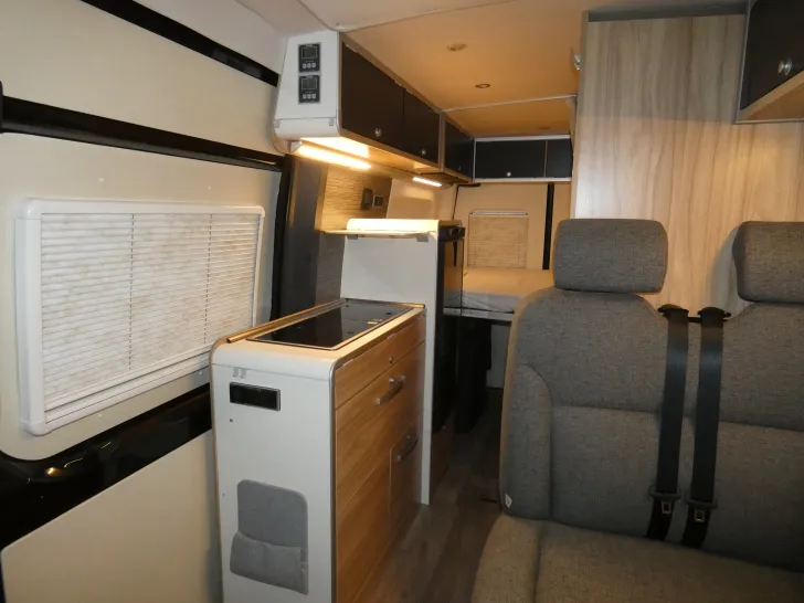 Fahrzeugbild Hymer Camper Van Grand Canyon S CrossOver - SoPreis wegen Hageldellen #17