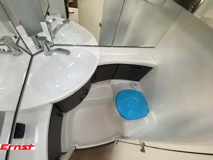 Fahrzeugbild Hobby Excellent Edition 495 UL #8