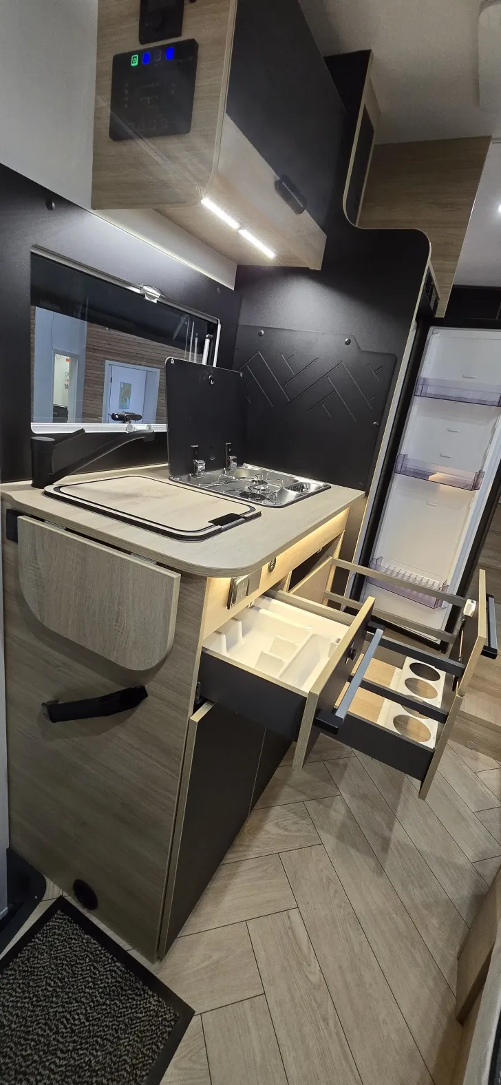 Fahrzeugbild Challenger Teilintegriert 287 Graphite Edition - Sofort verfügbar - #16