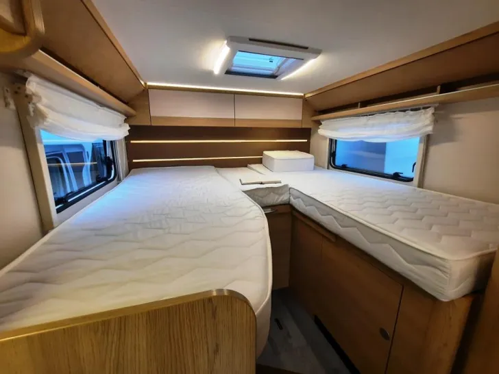 Fahrzeugbild LMC Cruiser V 646 G #9