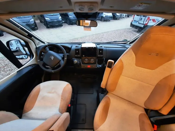 Fahrzeugbild LMC Cruiser V 646 G #17