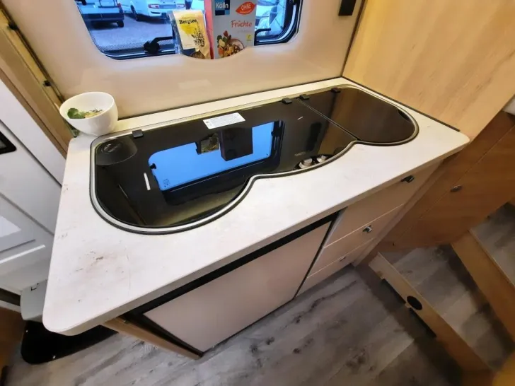 Fahrzeugbild LMC Cruiser V 646 G #11