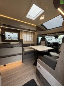 Fahrzeugbild Roller Team Zefiro 287 P Heavy Design Paket Navi ACC 2026 #8