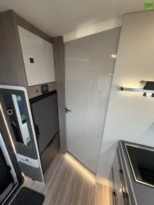 Fahrzeugbild Roller Team Zefiro 287 P Heavy Design Paket Navi ACC 2026 #16