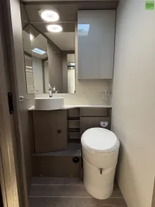 Fahrzeugbild Roller Team Zefiro 287 P Heavy Design Paket Navi ACC 2026 #23