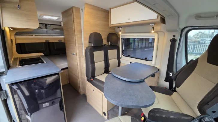 Fahrzeugbild Roadcar R 601 Pössl D-Line ... mit 4 Schlafplätzen #6