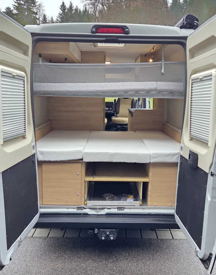 Fahrzeugbild Roadcar R 601 Pössl D-Line ... mit 4 Schlafplätzen #8