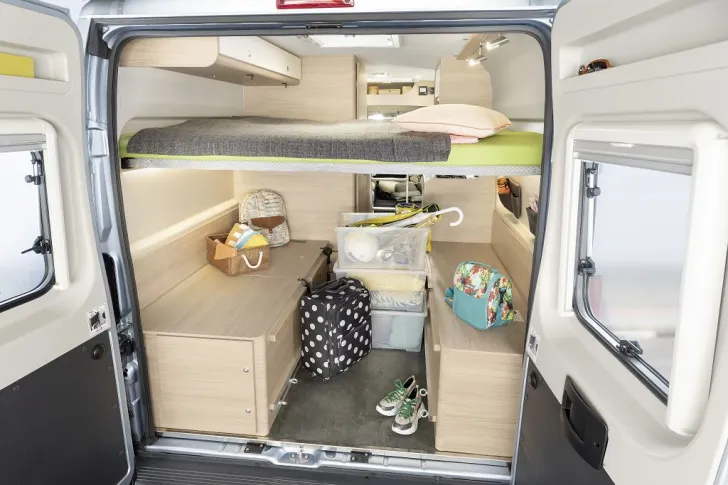 Fahrzeugbild Roadcar R 601 Pössl D-Line ... mit 4 Schlafplätzen #9