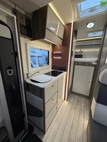 Fahrzeugbild Roller Team Kronos Fit 291 TL Winter Navi ACC 200WSolar 2026 #12