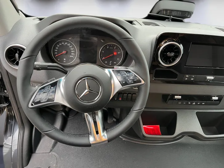 Fahrzeugbild Hymer B-KLASSE MC-T 680 #5