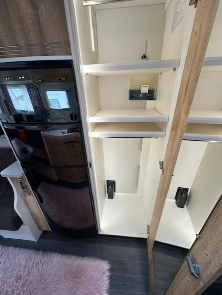 Fahrzeugbild Frankia F-Line I 790 Plus Titan Hubbett vorn & hinten ! #13