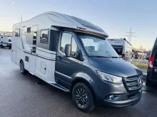 Schräg Vorne Adria Matrix Supreme MB 670 DL LED * Safety * Nordic * Uni*