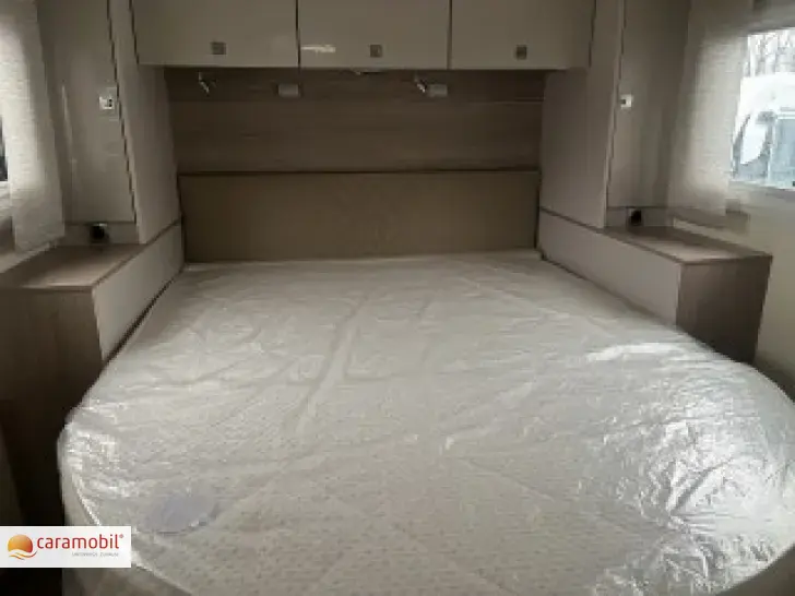 Fahrzeugbild Bürstner Lineo T 700 Automatik/Markise #8