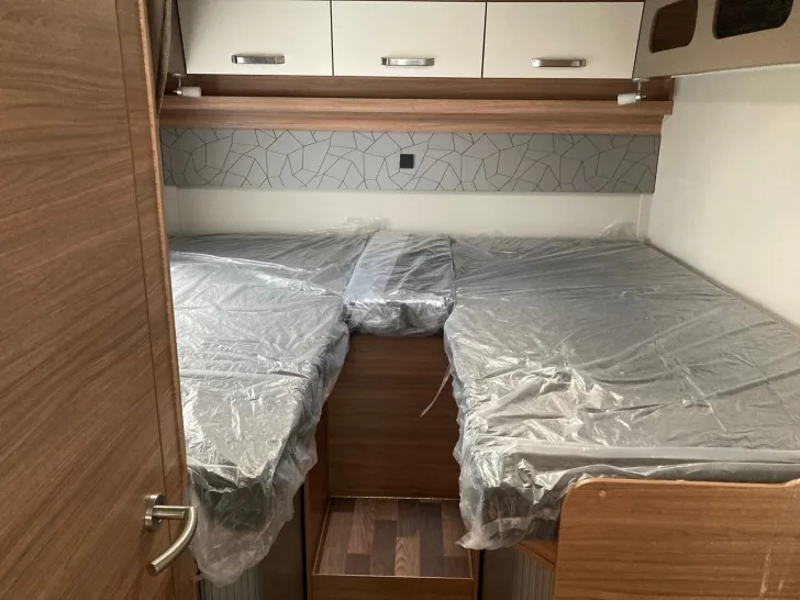 Fahrzeugbild Weinsberg CaraSuite 700 ME ++MEGA DEAL++ Gebraucht #4