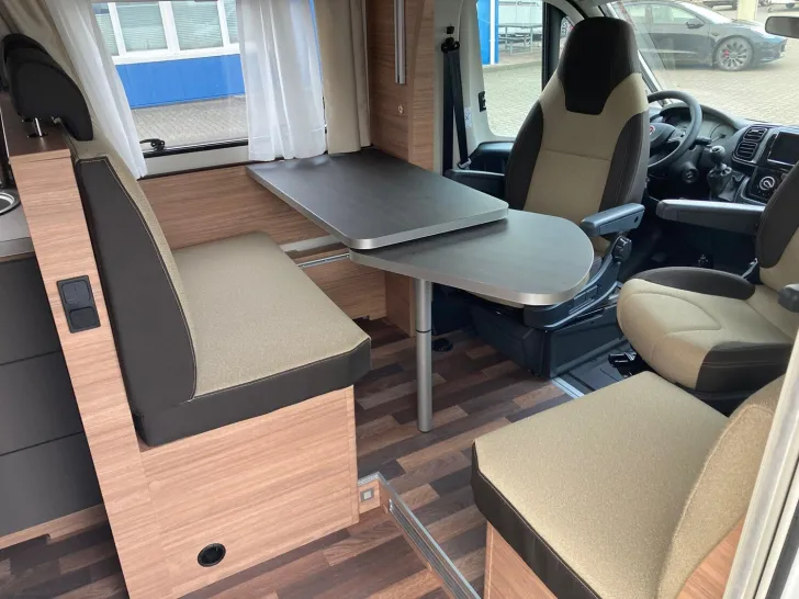 Fahrzeugbild Weinsberg CaraSuite 700 ME ++MEGA DEAL++ Gebraucht #5