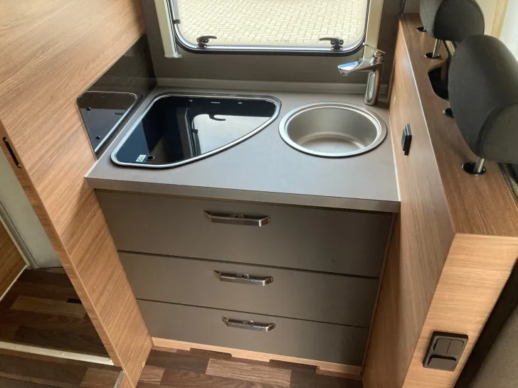 Fahrzeugbild Weinsberg CaraSuite 700 ME ++MEGA DEAL++ Gebraucht #7