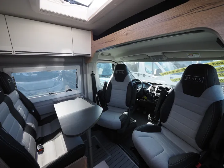 Fahrzeugbild Clever Tour 540 Black Edition Sondermodell ! #8