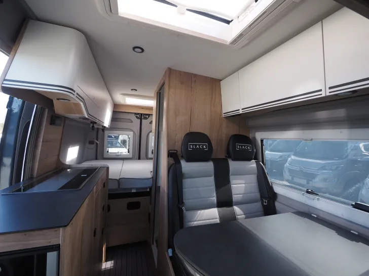 Fahrzeugbild Clever Tour 540 Black Edition Sondermodell ! #9