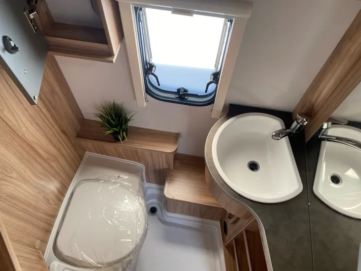 Fahrzeugbild Hymer Eriba Eriba Feeling 425 +++ Messewochen +++ #11