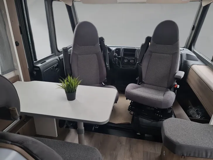 Fahrzeugbild Carado pro+ I 338 !!! Top‑Preis Garantie !!! #11