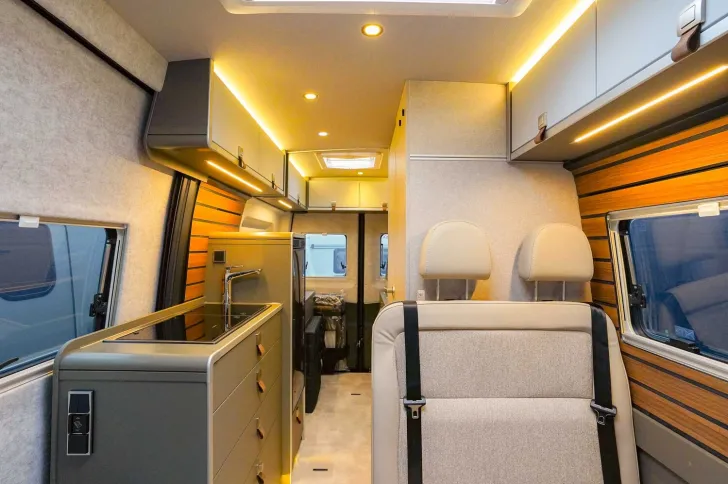 Fahrzeugbild Hymer Grand Canyon S 600 **PREISVORTEIL: 12.000 EURO** #6