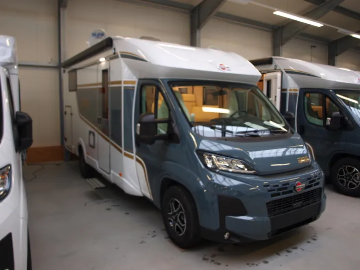 Fahrzeugbild Bürstner B66 690 TD Polster"Creme"/Automatik/SAT #1