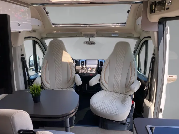 Fahrzeugbild Bürstner Eliseo C 641 !!! TopPreis+Service !!! #10