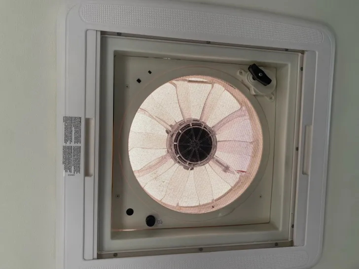 Fahrzeugbild Bürstner Eliseo C 641 !!! TopPreis+Service !!! #25