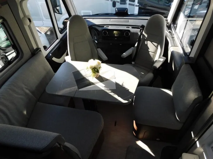 Fahrzeugbild Hymer B-Klasse MC I 680 Arktis+Lithiumpaket, Solar, TV #7