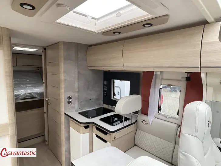 Fahrzeugbild Rapido TEILINTEGRIERTE C86 - 65 ANS #9