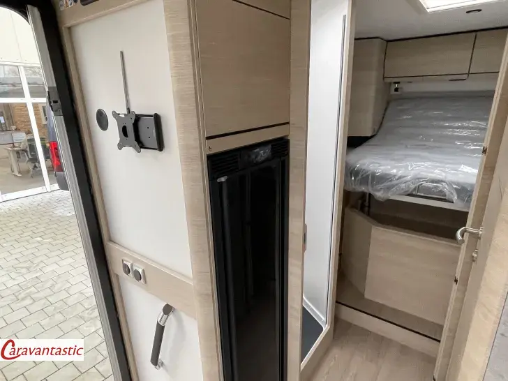 Fahrzeugbild Rapido TEILINTEGRIERTE C86 - 65 ANS #11