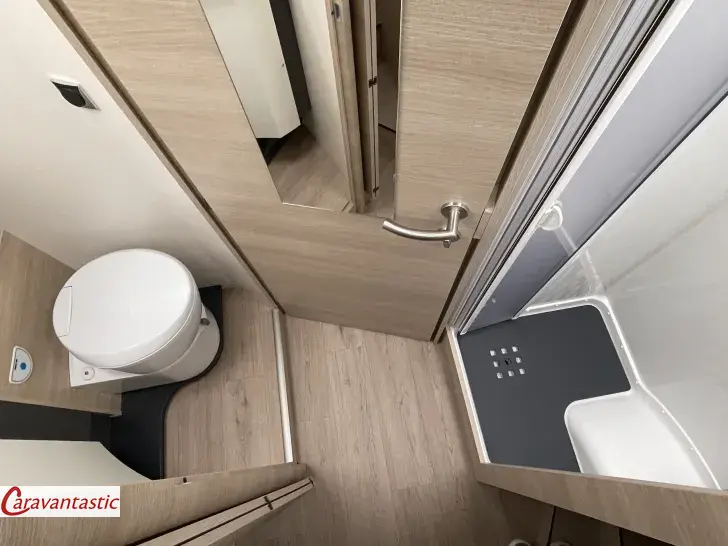 Fahrzeugbild Rapido TEILINTEGRIERTE C86 - 65 ANS #14