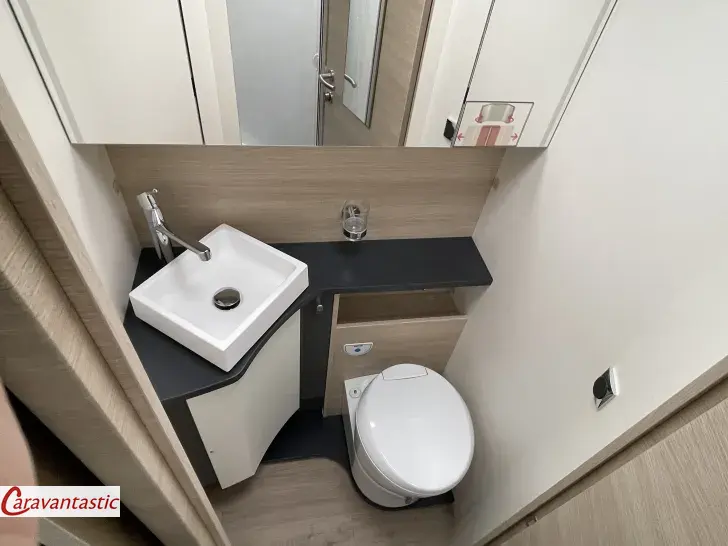 Fahrzeugbild Rapido TEILINTEGRIERTE C86 - 65 ANS #15