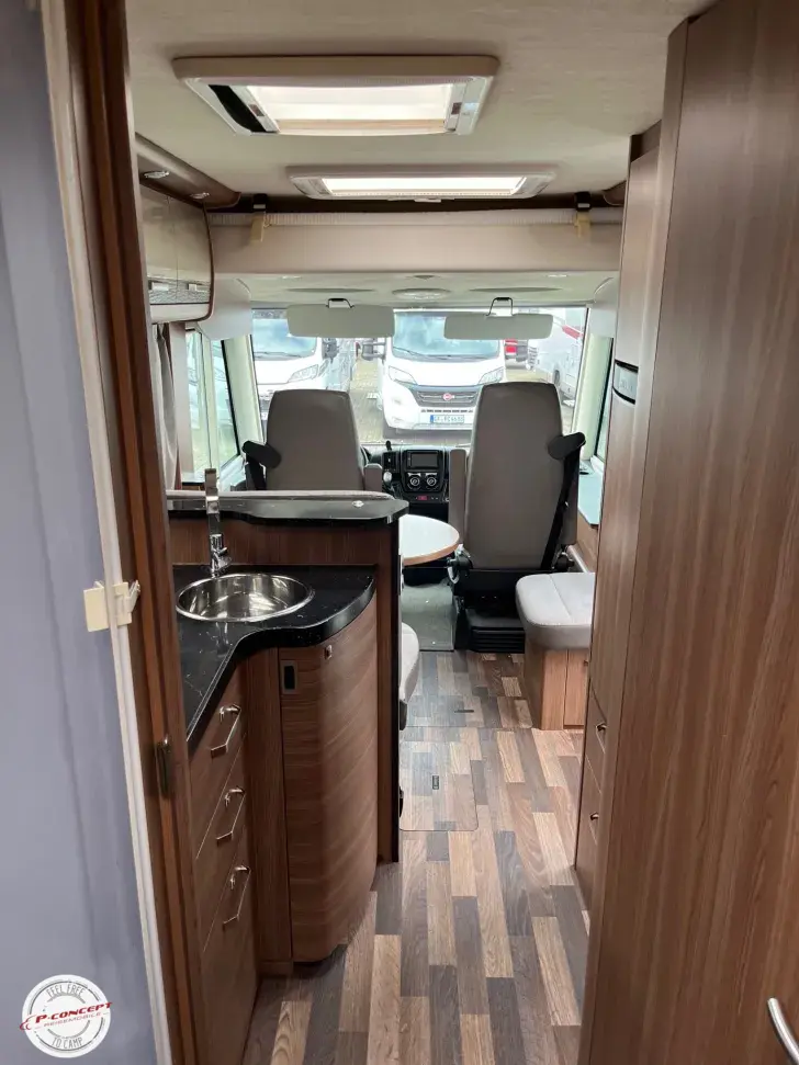 Fahrzeugbild Knaus Sky i 700 LEG Automatik,Wechselrichter,SAT #6