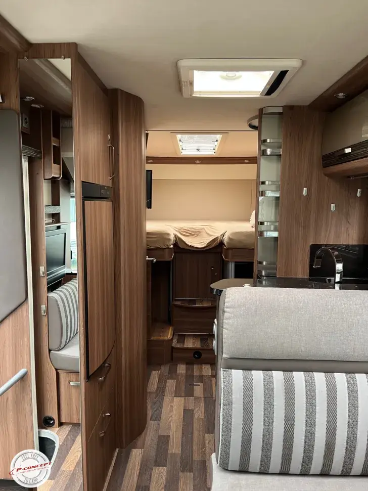 Fahrzeugbild Knaus Sky i 700 LEG Automatik,Wechselrichter,SAT #5