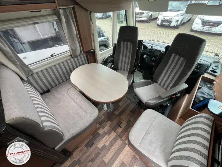 Fahrzeugbild Knaus Sky i 700 LEG Automatik,Wechselrichter,SAT #10