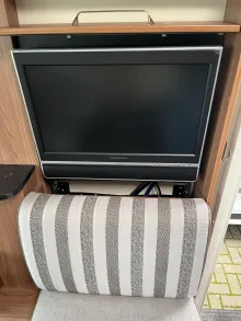 Fahrzeugbild Knaus Sky i 700 LEG Automatik,Wechselrichter,SAT #7