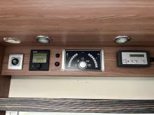 Fahrzeugbild Knaus Sky i 700 LEG Automatik,Wechselrichter,SAT #11