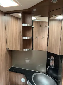 Fahrzeugbild Knaus Sky i 700 LEG Automatik,Wechselrichter,SAT #20