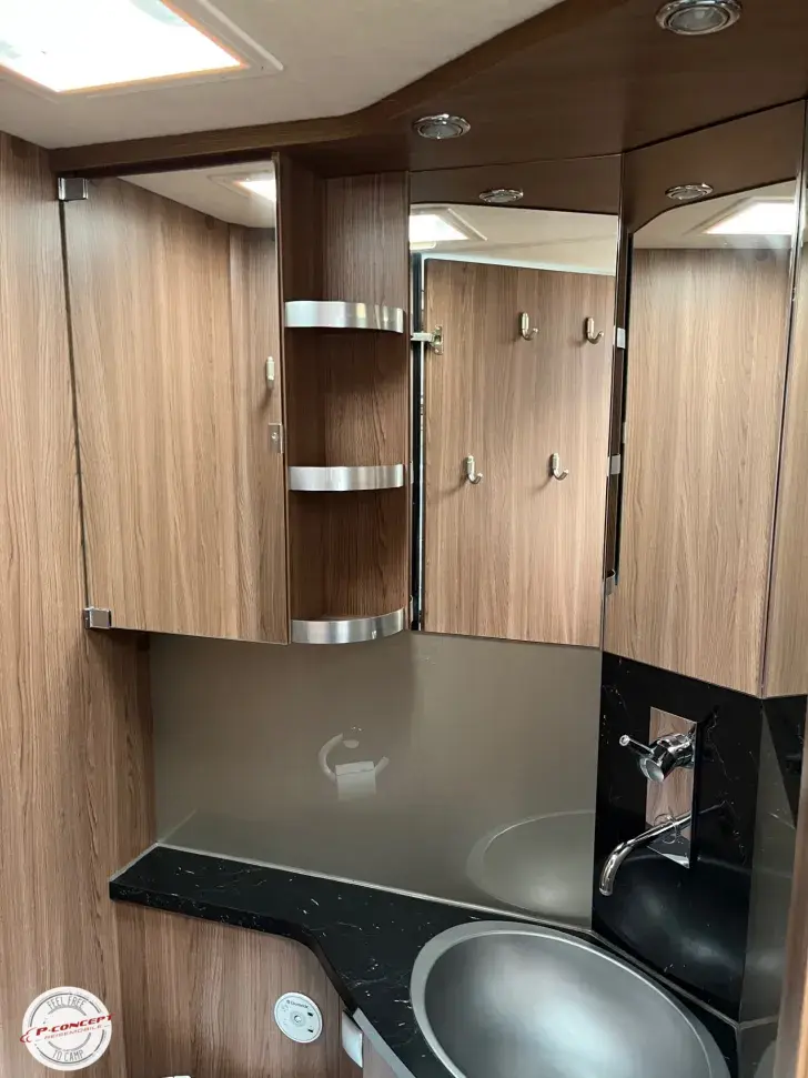 Fahrzeugbild Knaus Sky i 700 LEG Automatik,Wechselrichter,SAT #20