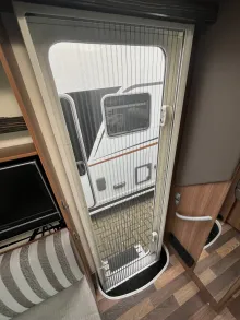 Fahrzeugbild Knaus Sky i 700 LEG Automatik,Wechselrichter,SAT #28