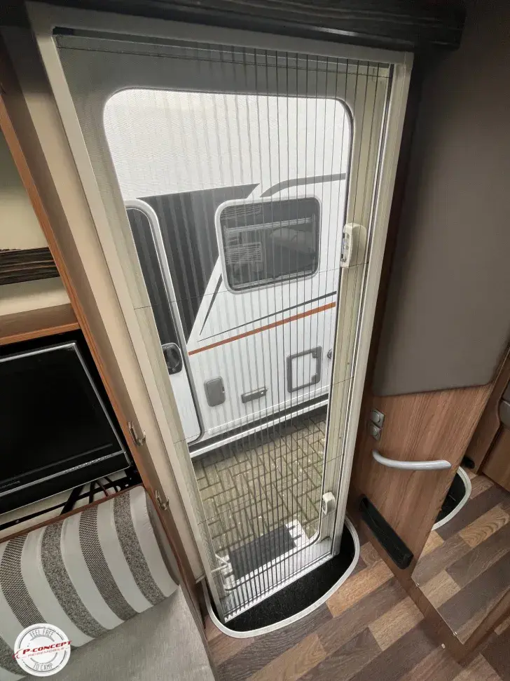 Fahrzeugbild Knaus Sky i 700 LEG Automatik,Wechselrichter,SAT #28