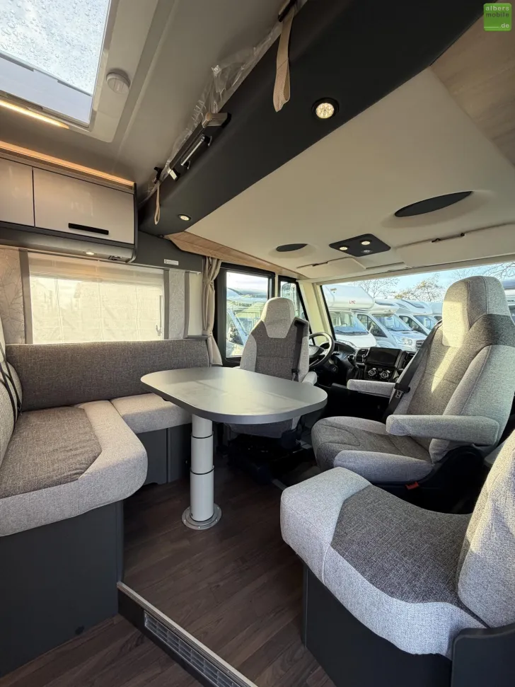 Fahrzeugbild Knaus L!VE I 650 MEG Einzelbetten Automatik Live 2026 #8