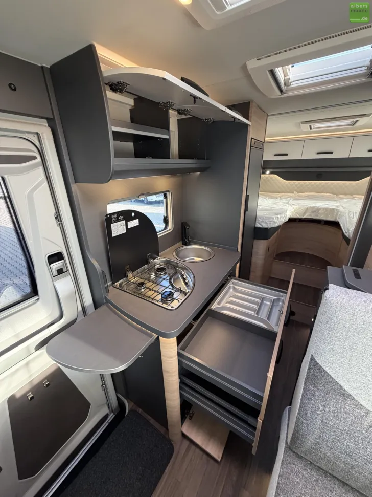 Fahrzeugbild Knaus L!VE I 650 MEG Einzelbetten Automatik Live 2026 #13