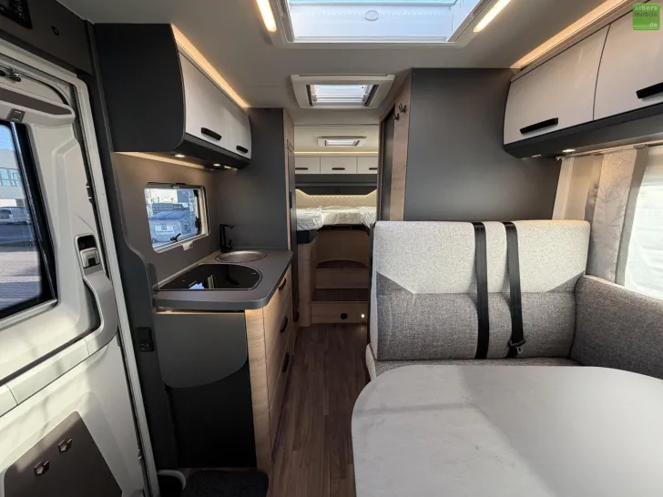 Fahrzeugbild Knaus L!VE I 650 MEG Einzelbetten Automatik Live 2026 #15