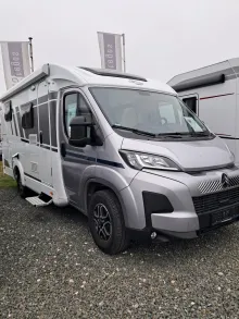 Fahrzeugbild Carado V 337 #1