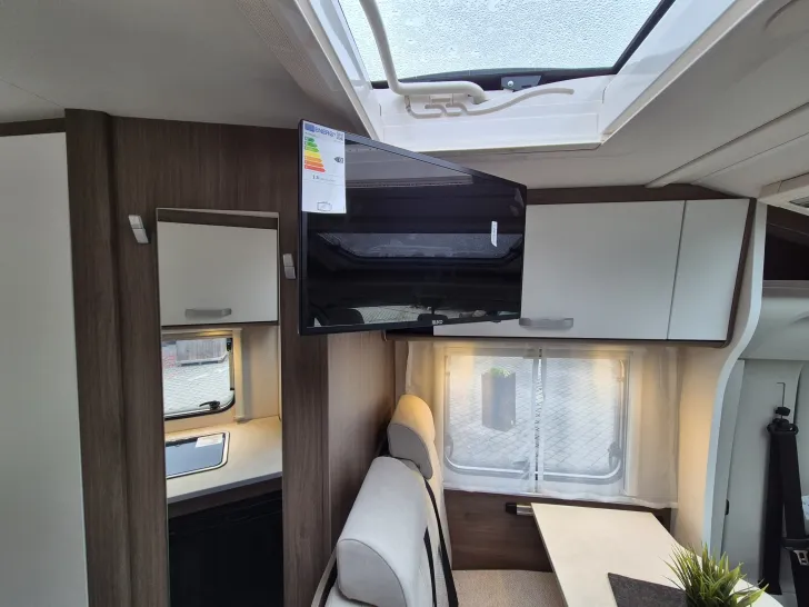 Fahrzeugbild Carado V132 pro+ *TV-Paket*Bettumbau* #18