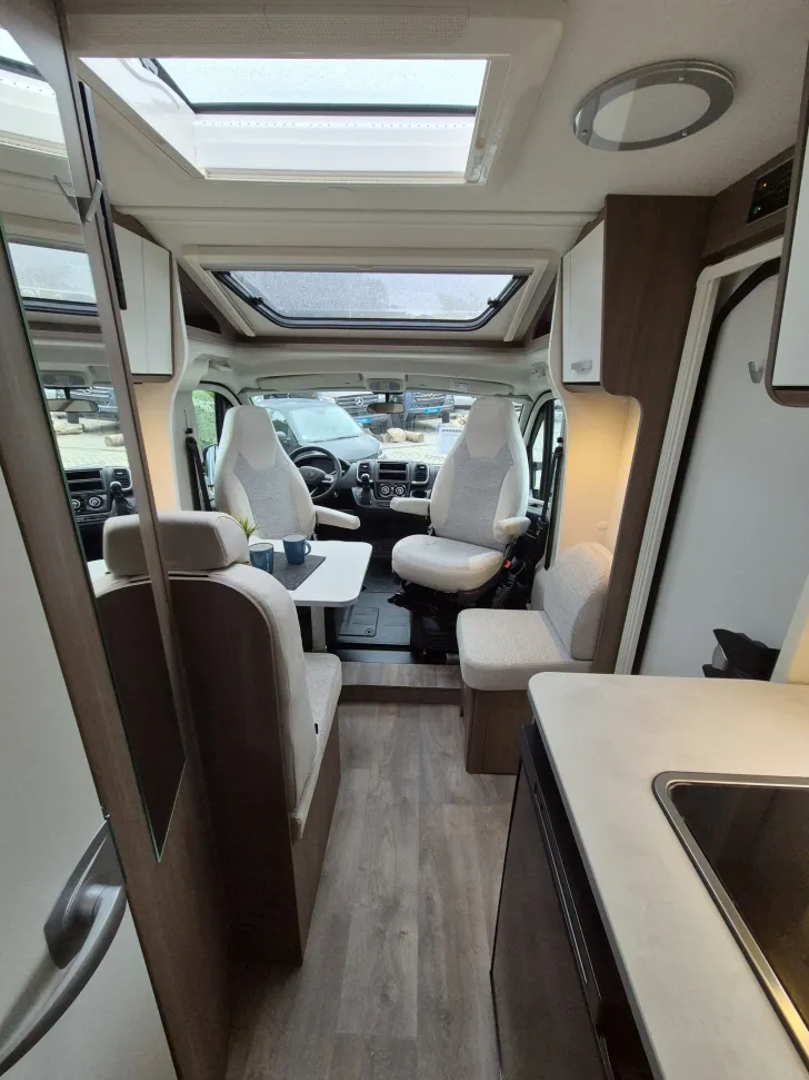 Fahrzeugbild Carado V132 pro+ *TV-Paket*Bettumbau* #31