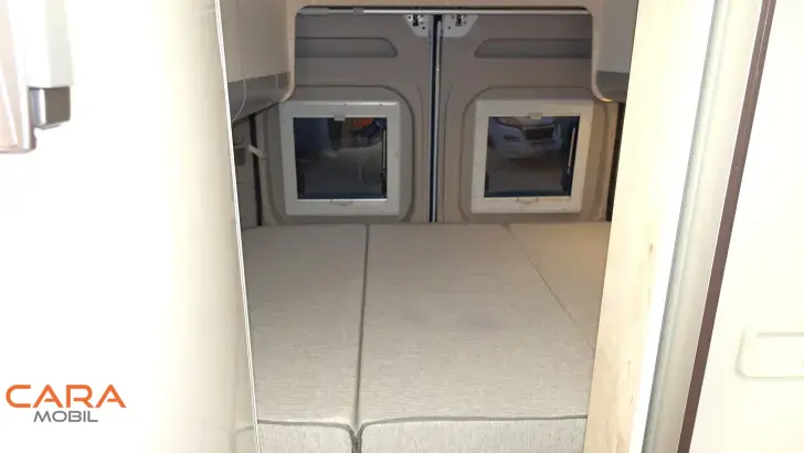 Fahrzeugbild Clever SELECT LINE Celebration 600 Tageszulassung #18